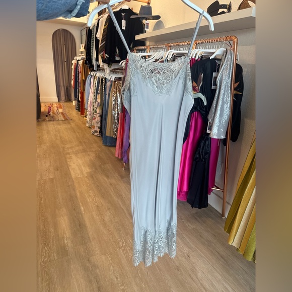 COCO DRESS - Picture 4 of 5